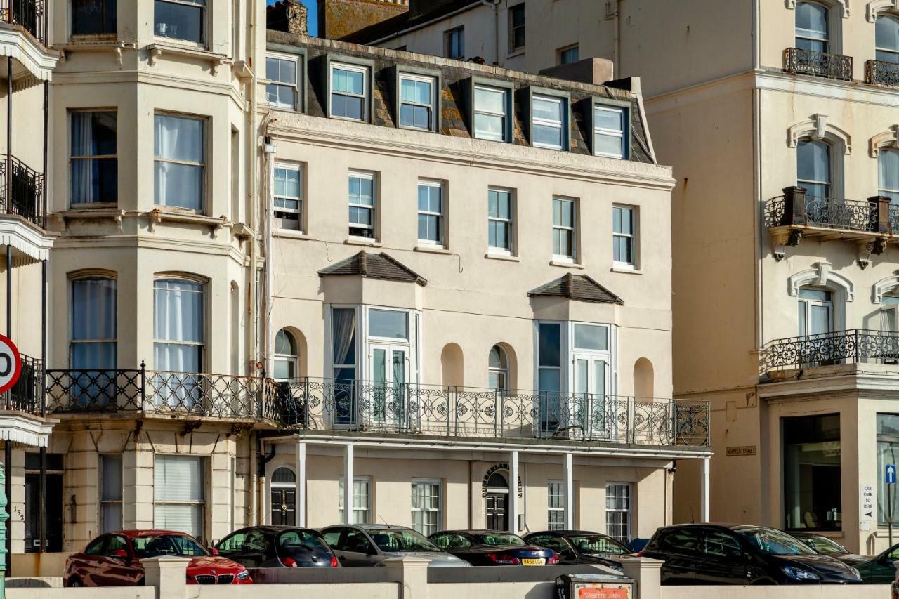 Beaches Brighton - Luxury Seafront Accommodation Room photo